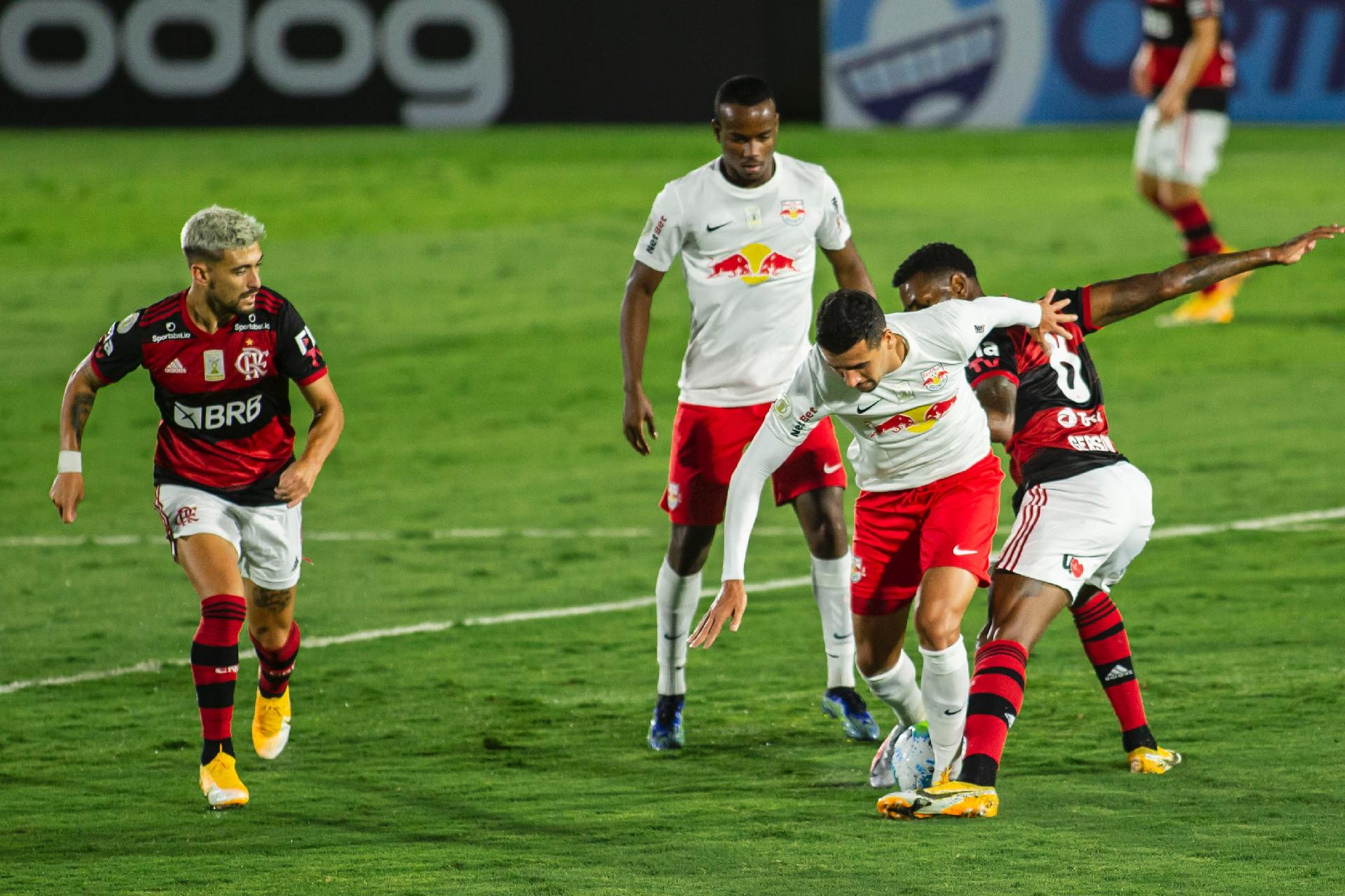Soi kèo Flamengo vs Bragantino, 07h00 ngày 20/6, VĐQG Brazil