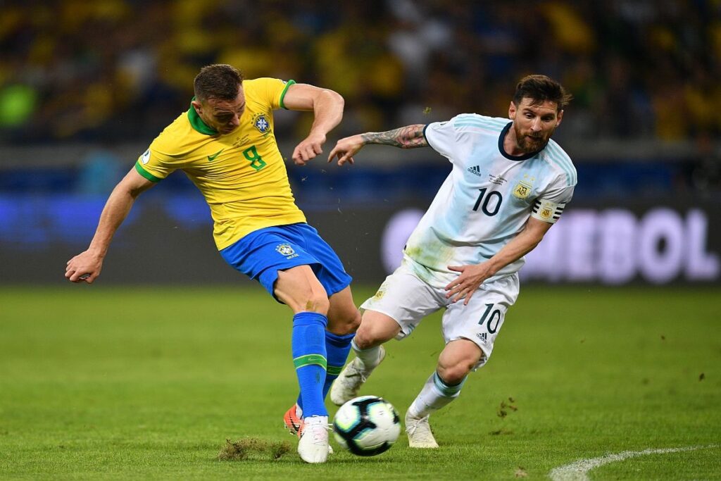 Soi kèo tài xỉu Brazil vs Argentina, 07h00 ngày 11/7, Copa America 2021